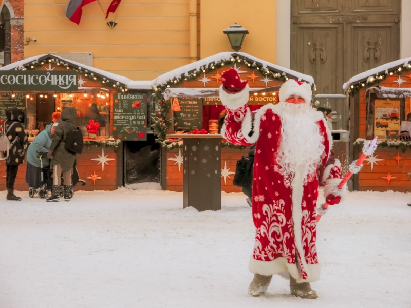 Петербург выбирает русский стиль для главной зимней ярмарки