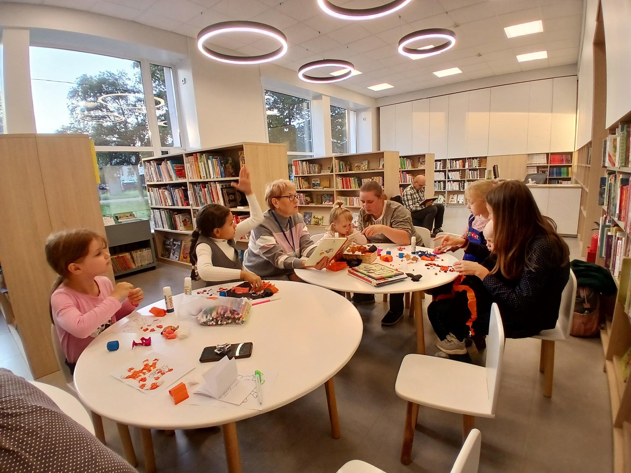 Архив ЦДБ «Спутник»