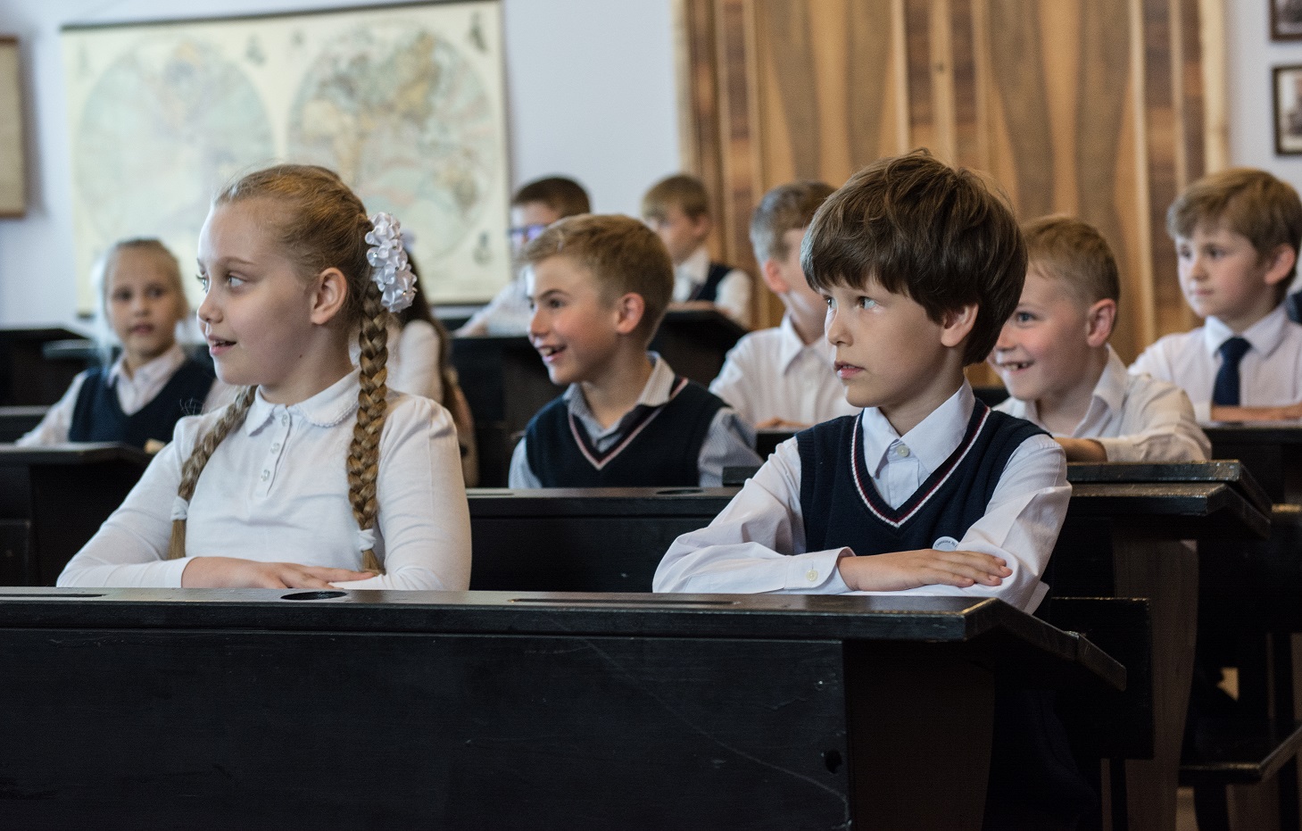 Музей политической истории подготовил программы для младшеклассников