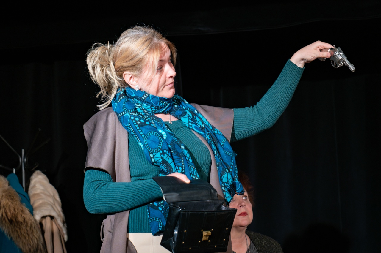 «Восемь женщин» к восьмому марта - премьера в ТДИ1