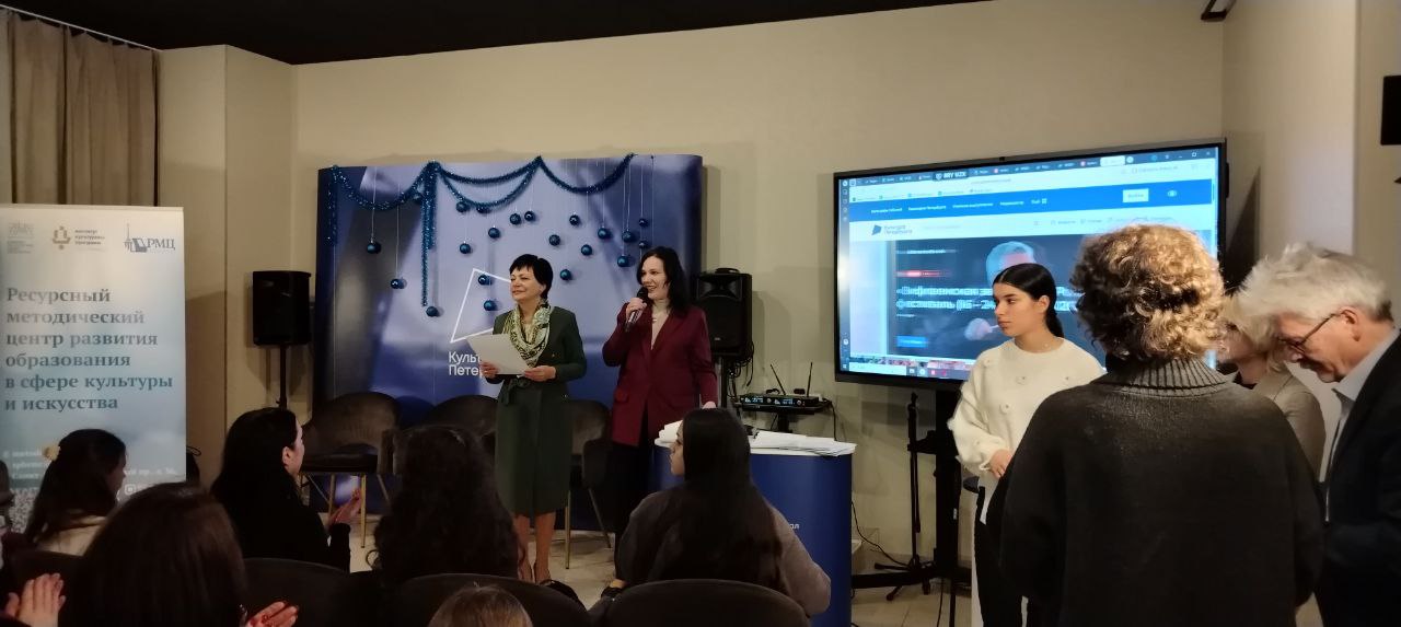 В медиацентре «Культура Петербурга» юных художников поздравили с победой 9