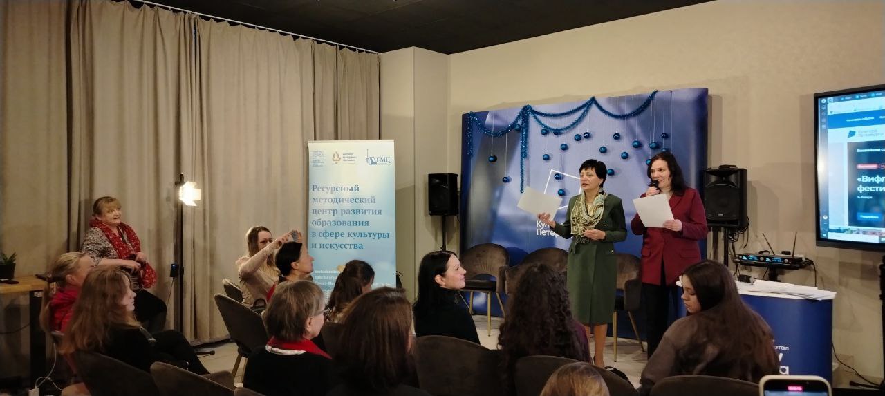 В медиацентре «Культура Петербурга» юных художников поздравили с победой 8