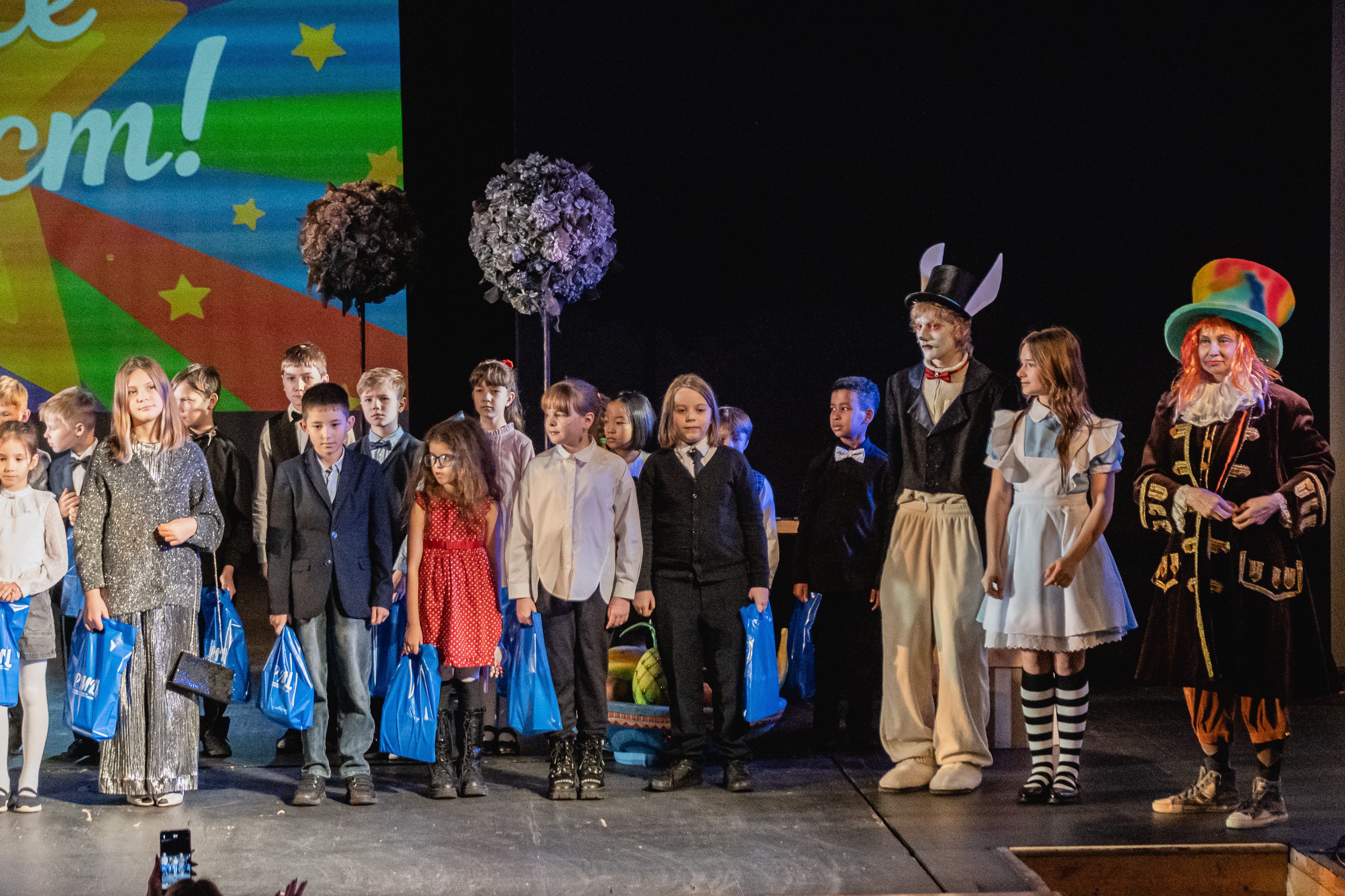 Сказка в «Зазеркалье»: подведены итоги  XVIII фестиваля-смотра «Я уже артист!»15