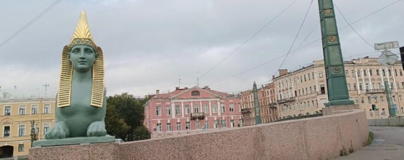  На Египетский мост вернулись сфинксы