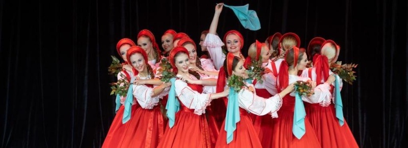 Обложка: «Берёзка» выступит в БКЗ «Октябрьский».