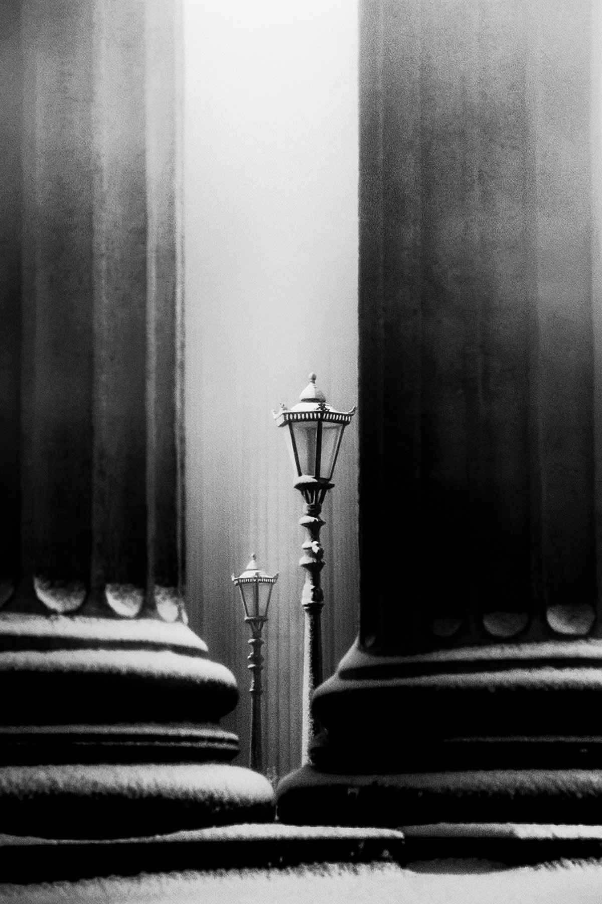 100 авторов представят своё видение мира в Центре книги и графики   1