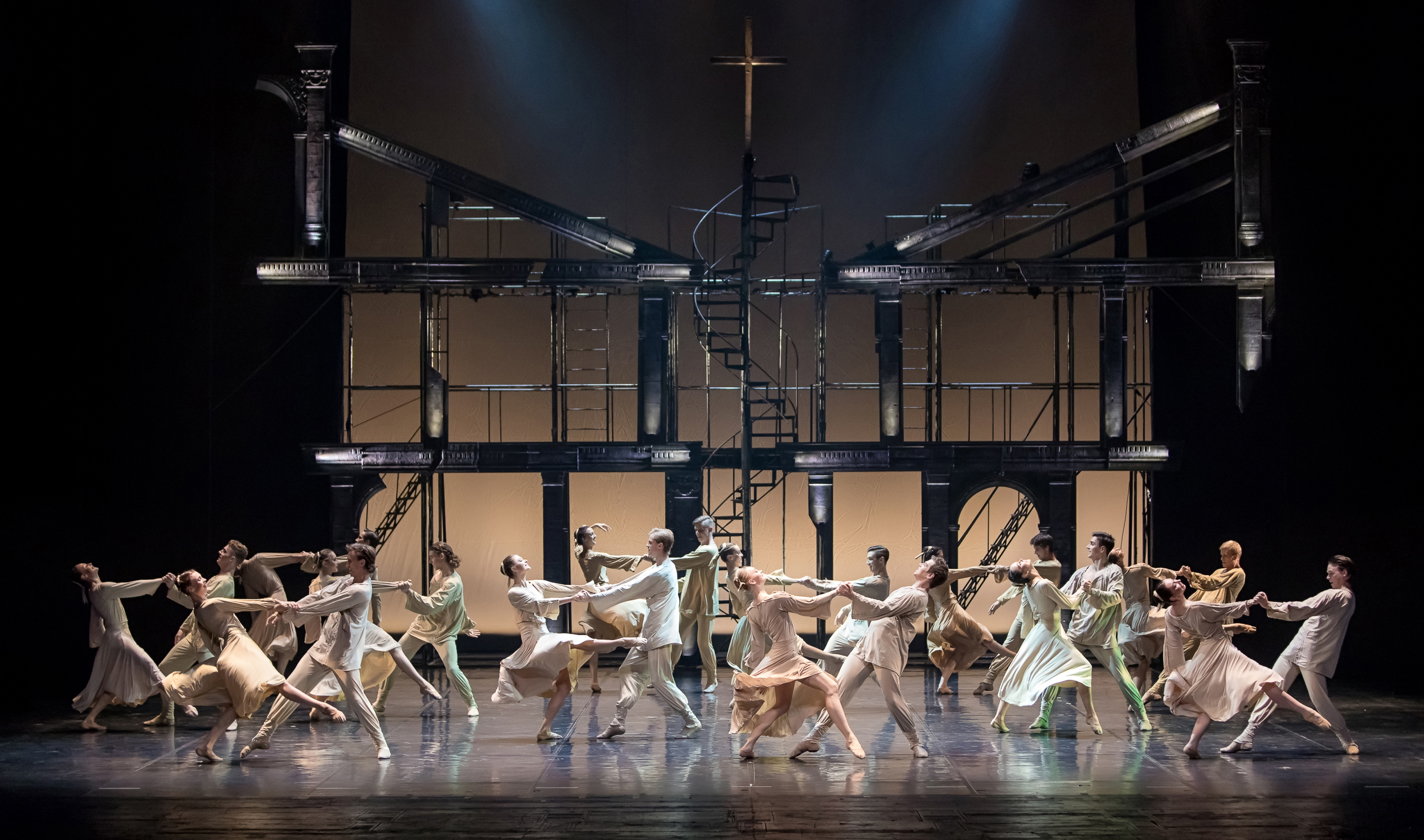 Театр балета Бориса Эйфмана покажет свои лучшие постановки в Китае 1