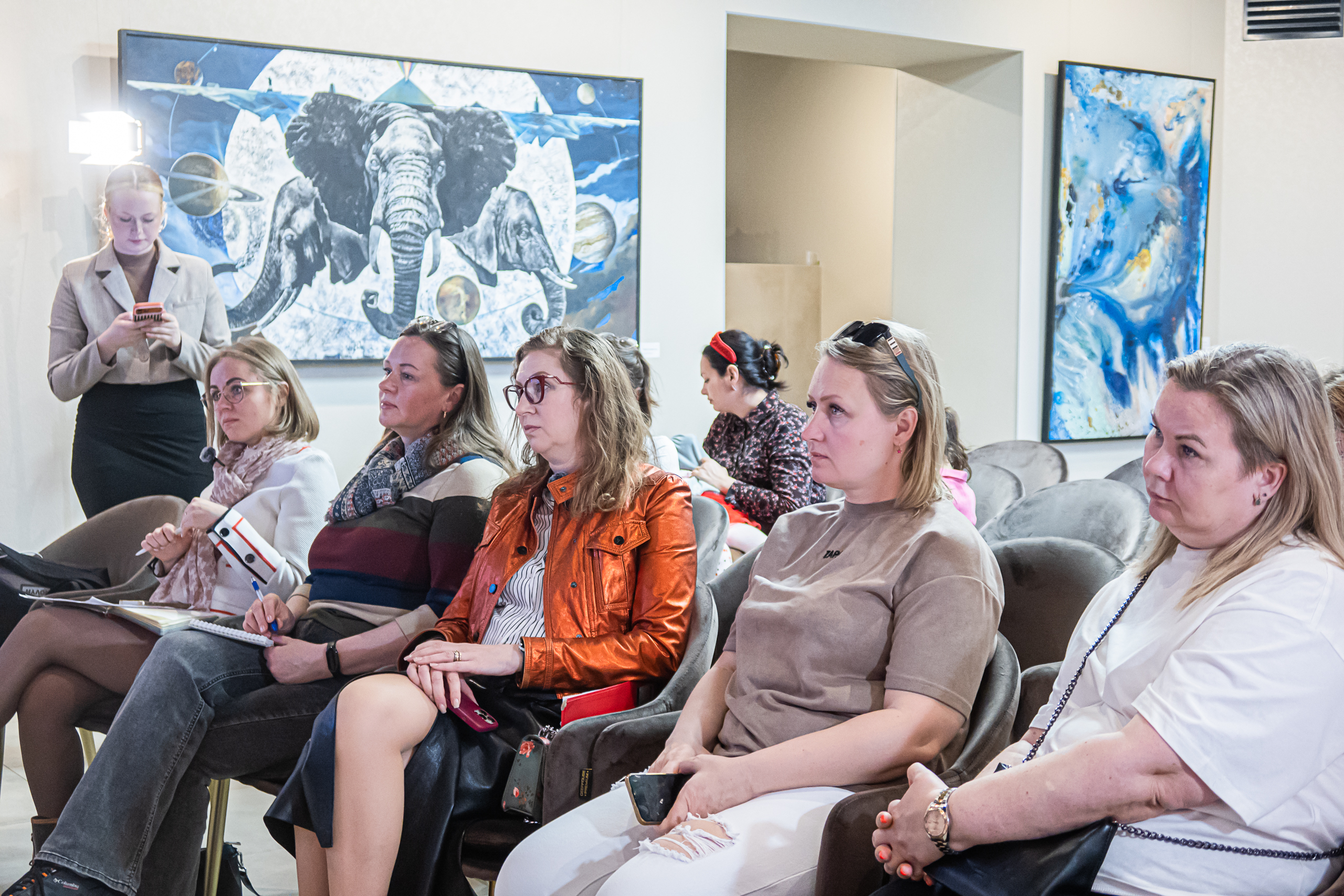 В медиацентре «Культура Петербурга» многодетные мамы узнали, как построить родовое древо7