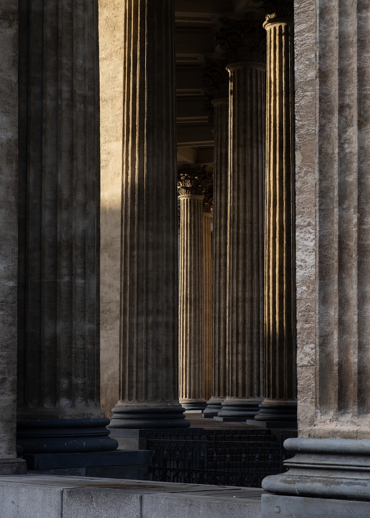 Поиски Петербурга продолжаются - выставка «Архикадр-III» в галерее «Точка»2