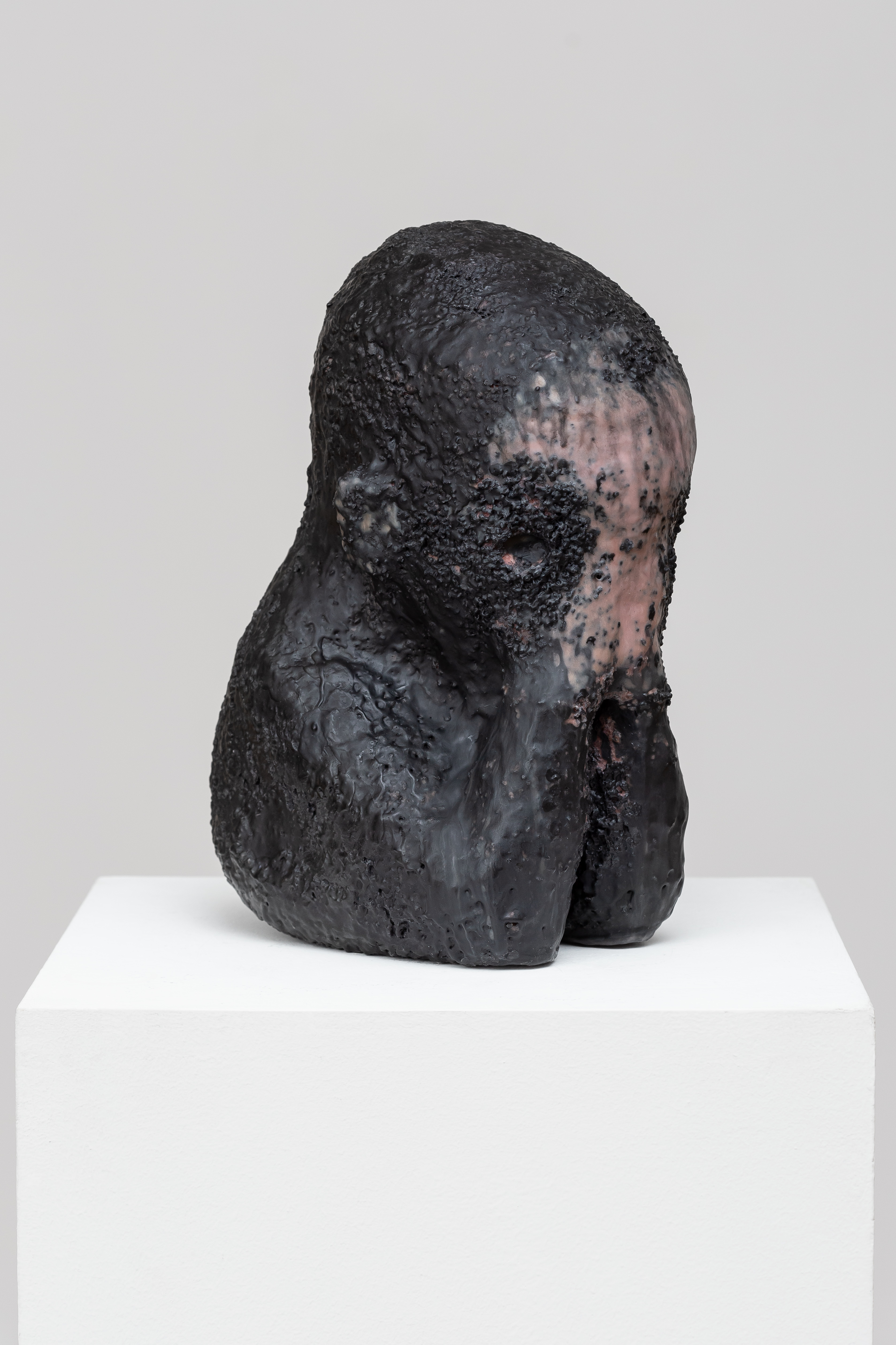 «Вторую кожу» Федотова-Фёдорова представят Anna Nova7