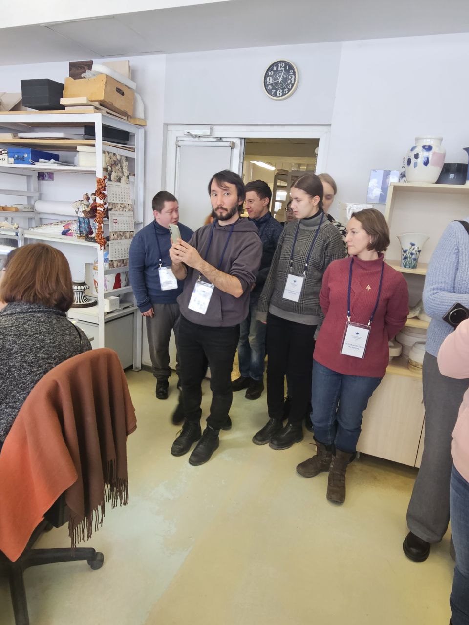 Участники программы «Многомерность культуры» побывали на Императорском фарфоровом заводе3