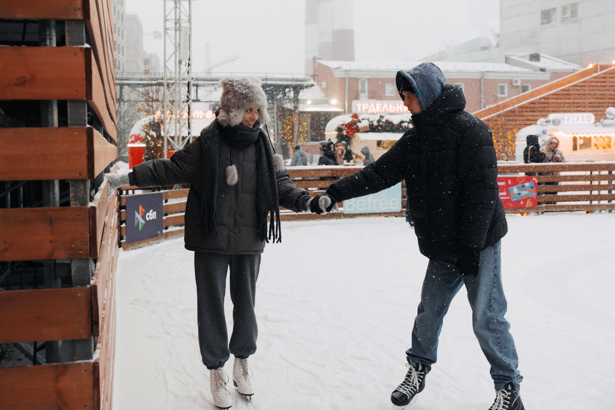 Студенты смогут бесплатно покататься на «Катке у моря» 4