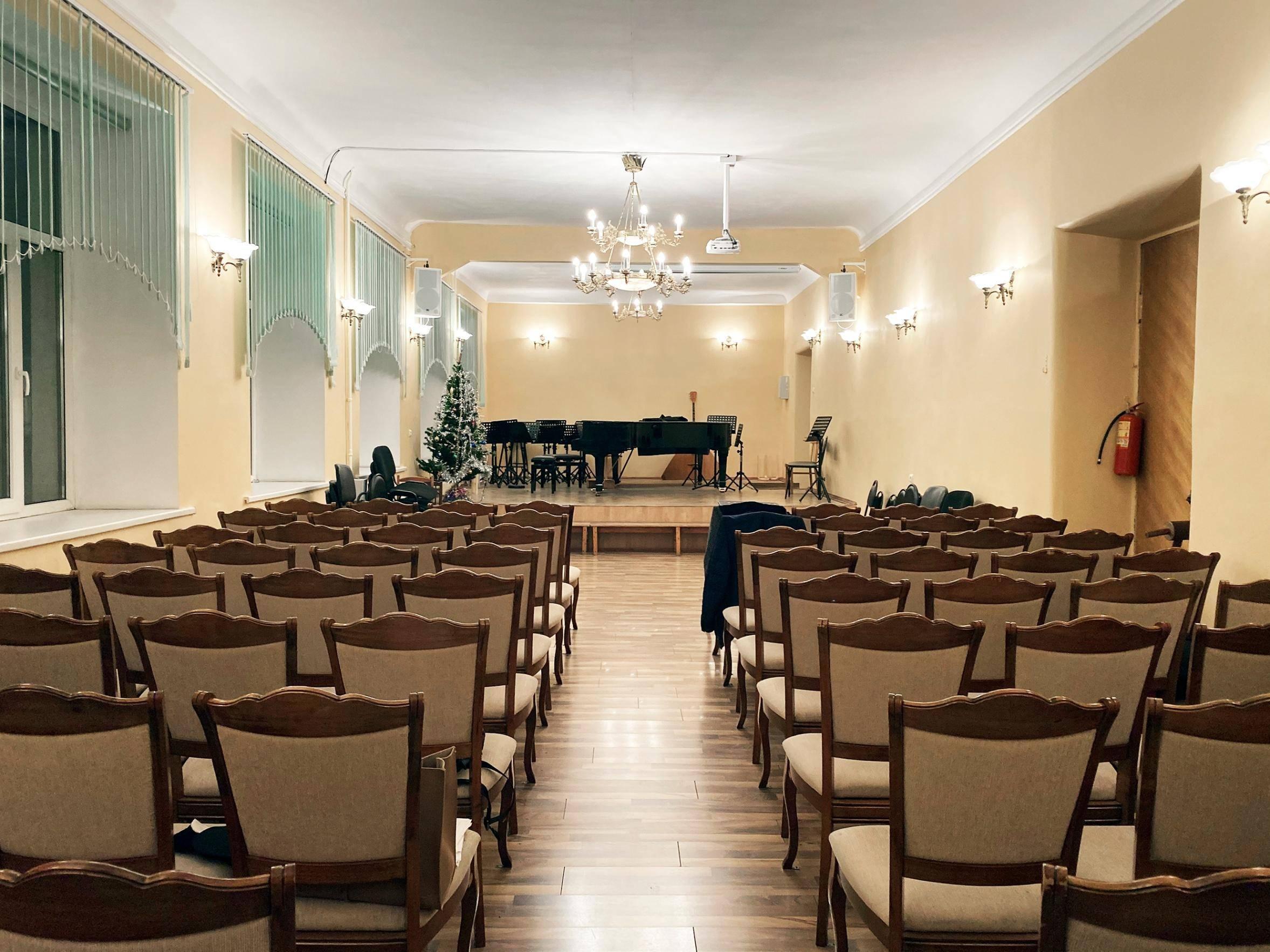 Санкт-Петербургская детская музыкальная школа № 18