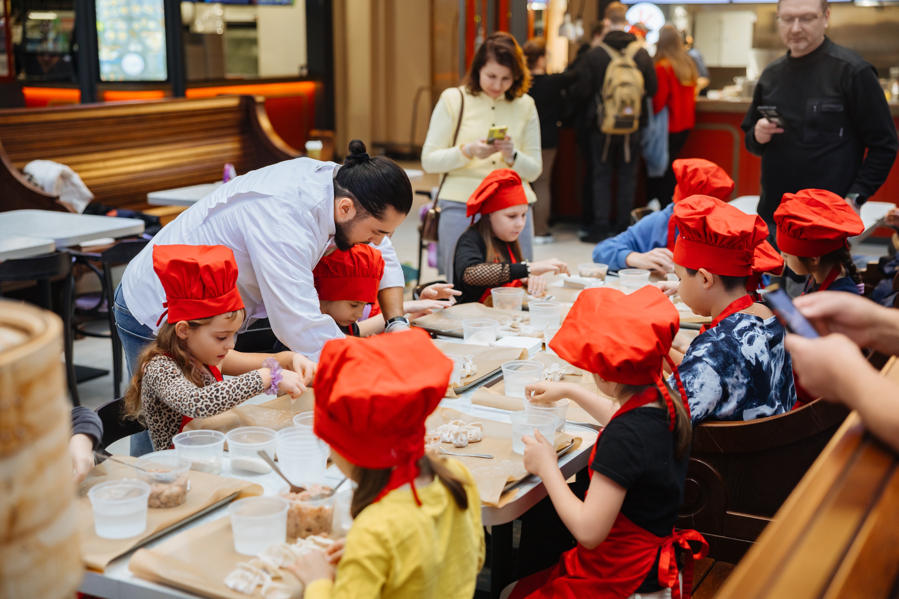 На каникулах VOKZAL 1853 проведёт «Фестиваль профессий. Отпуск»11