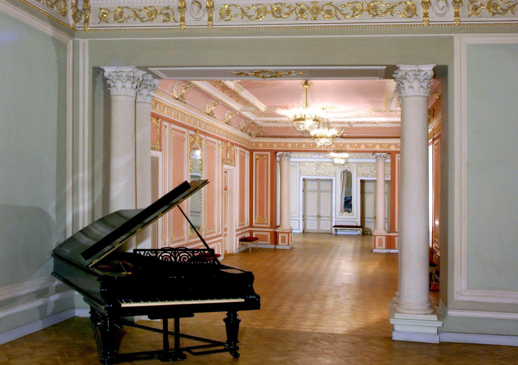 Малый зал Санкт-Петербургской академической филармонии им. Шостаковича 0