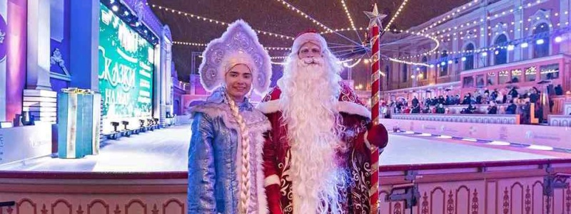 Фото заставки: Каток на Конюшенной площади. Фото предоставлено пресс-службой Санкт-Петербургского детского ледового театра. Правообладатель: Санкт-Петербургский детский ледовый театр.