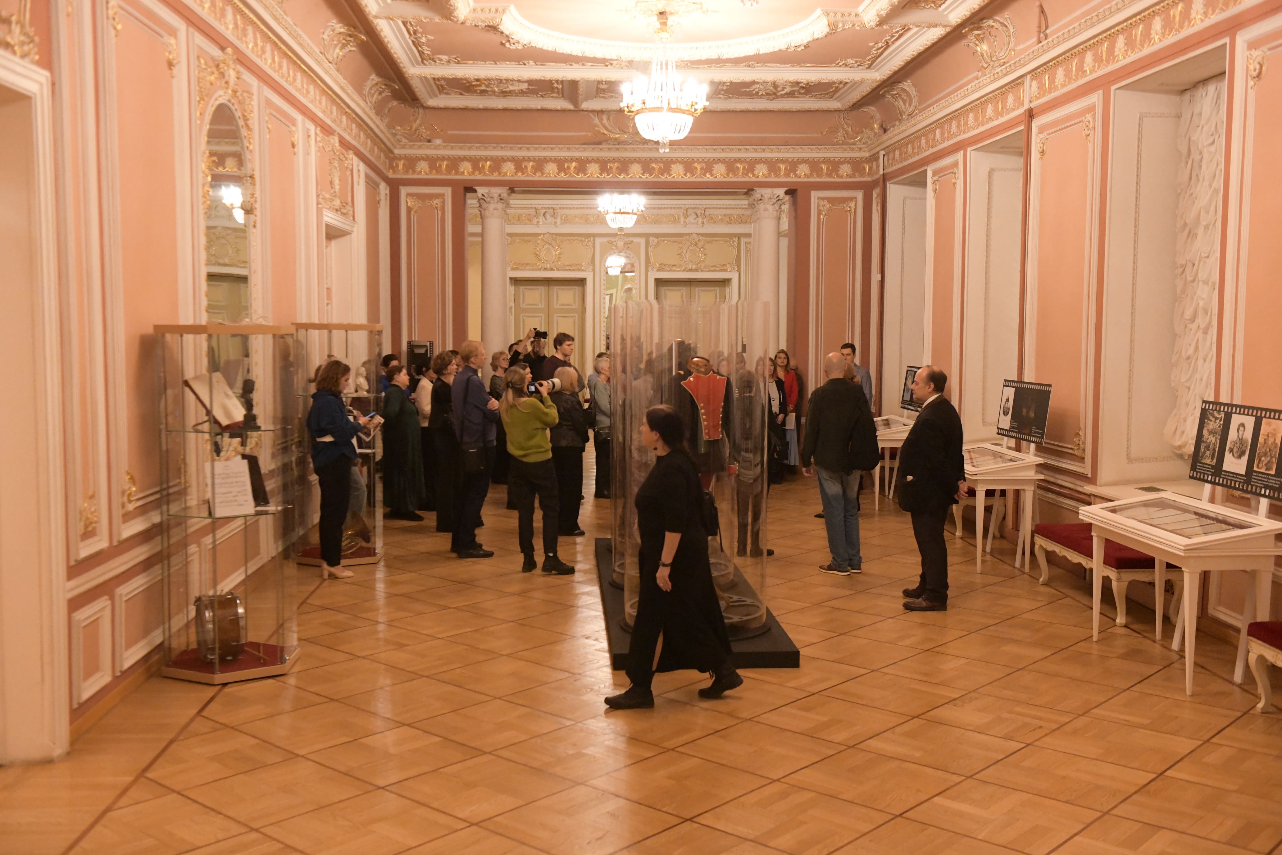 Малый зал Петербургской филармонии впервые станет экскурсионным и лекционным пространством4