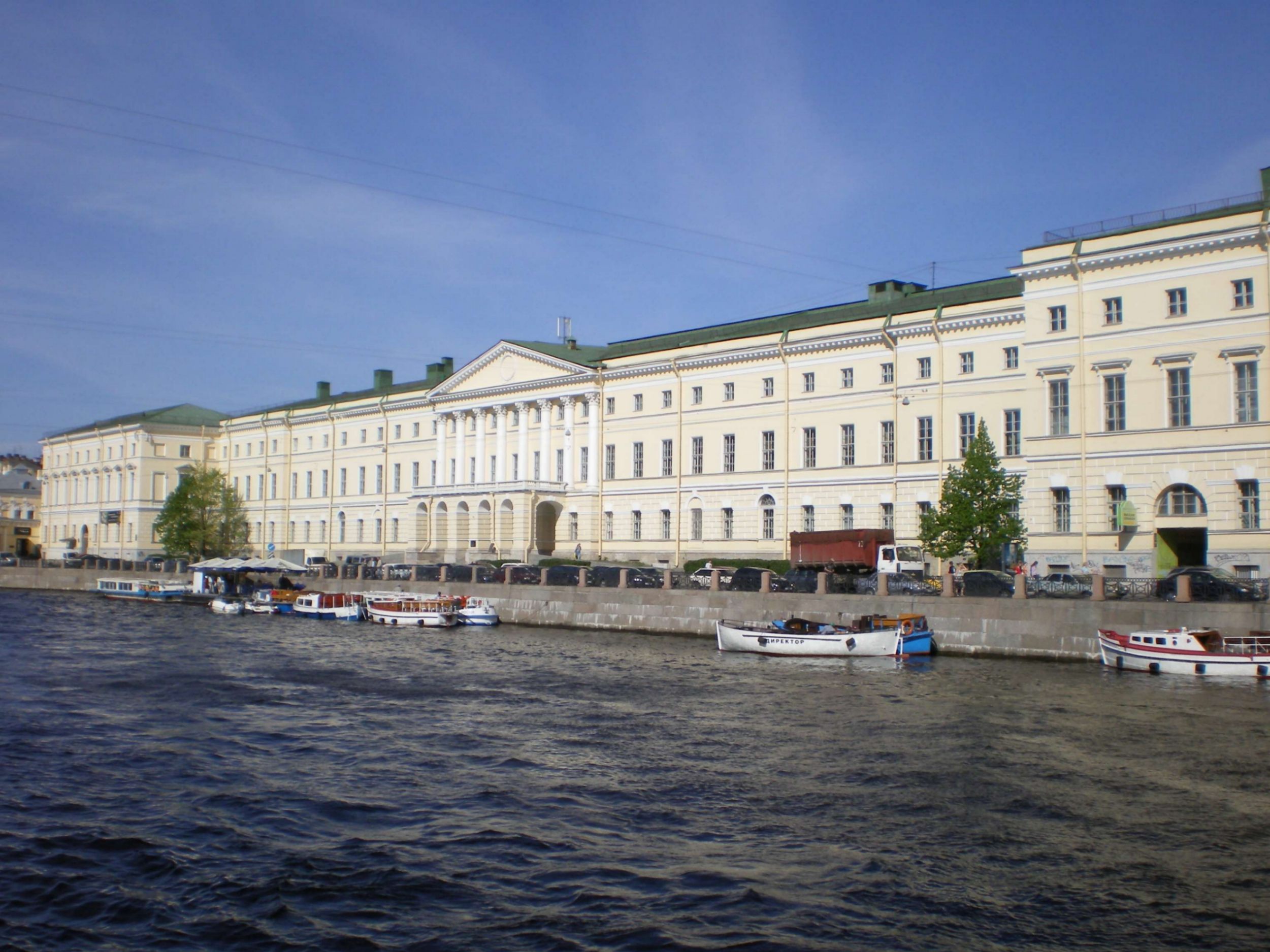 Российская национальная библиотека (здание на наб. р. Фонтанки)