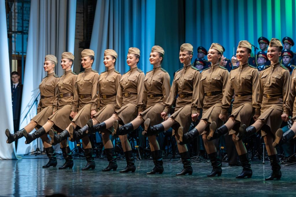 На сцене БКЗ «Октябрьский» выступит Ансамбль имени А.В. Александрова1