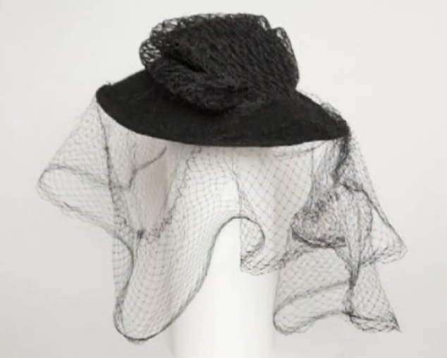 Президентская библиотека знакомит с модой онлайн: от мундира до прозодежды 4