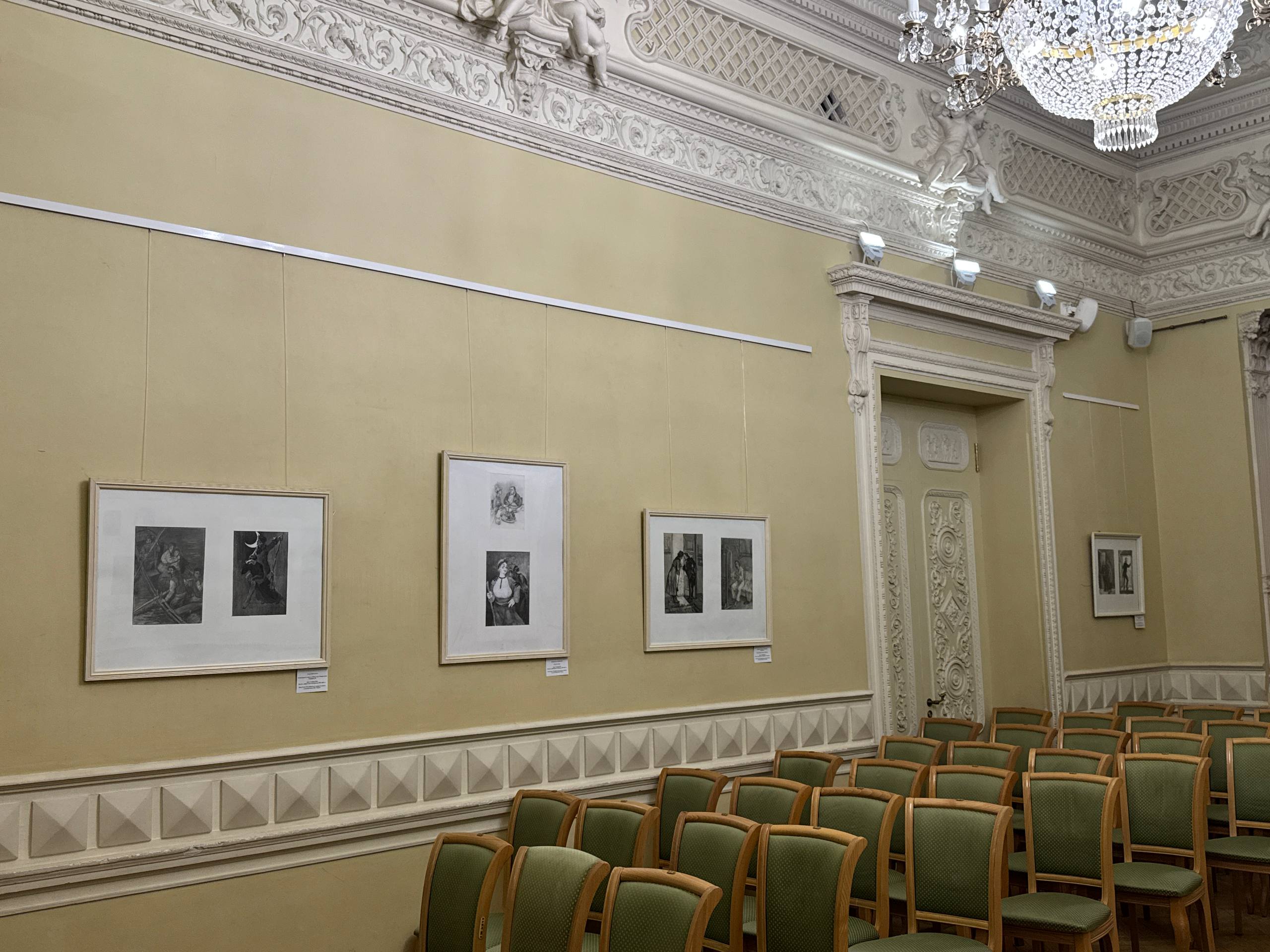 От Печорина до Плюшкина: в Лермонтовке представили книжную графику по произведениям Гоголя ​7