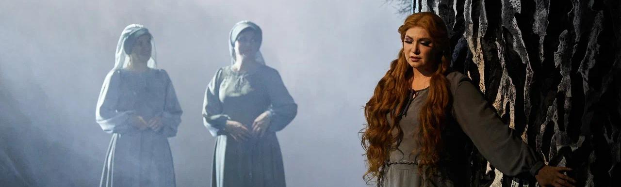 Обложка: «Орлеанская дева». Фото: Михаил Вильчук (2021). 