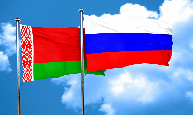 Заставка: Флаги Беларуси и России