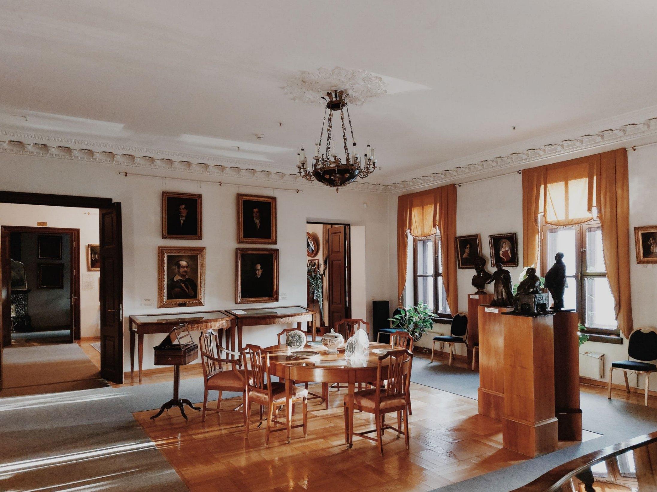 ГБУК «Санкт-Петербургский государственный музей театрального и музыкального искус­ства»