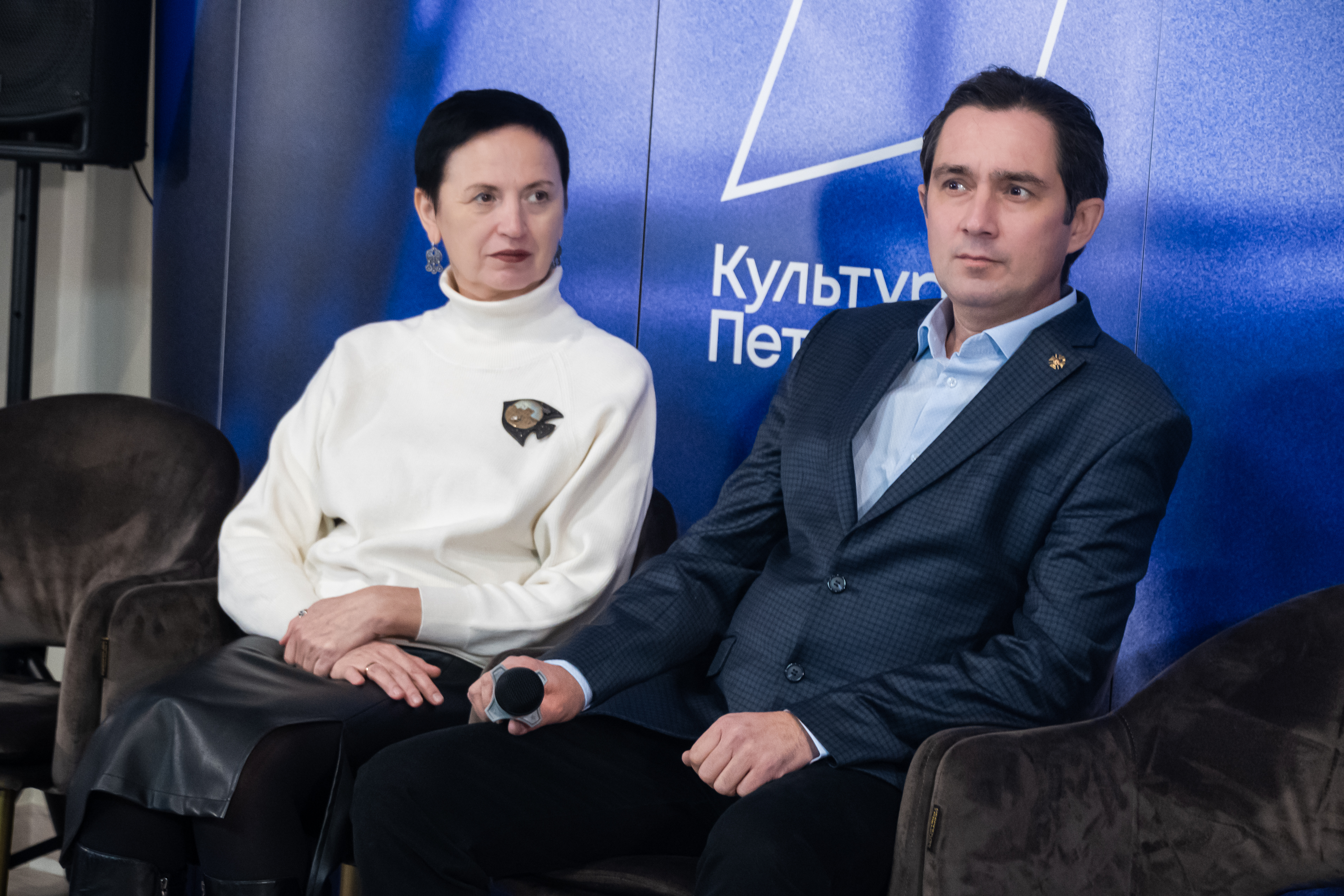 В медиацентре «Культура Петербурга» открылась выставка картин о героях разных эпох 2