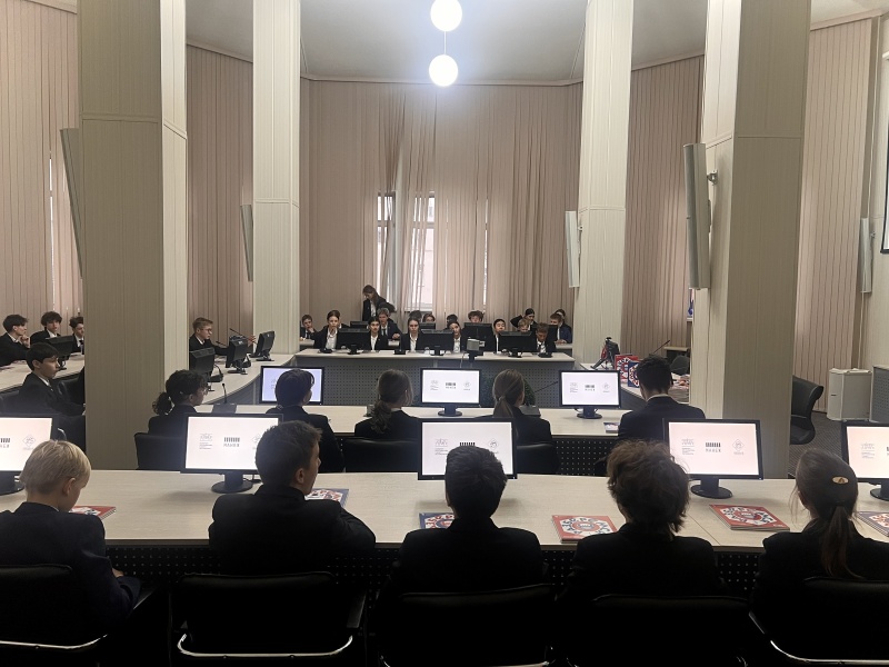 В Петербурге презентовали новый детский научно-популярный журнал «Разберёмся!»