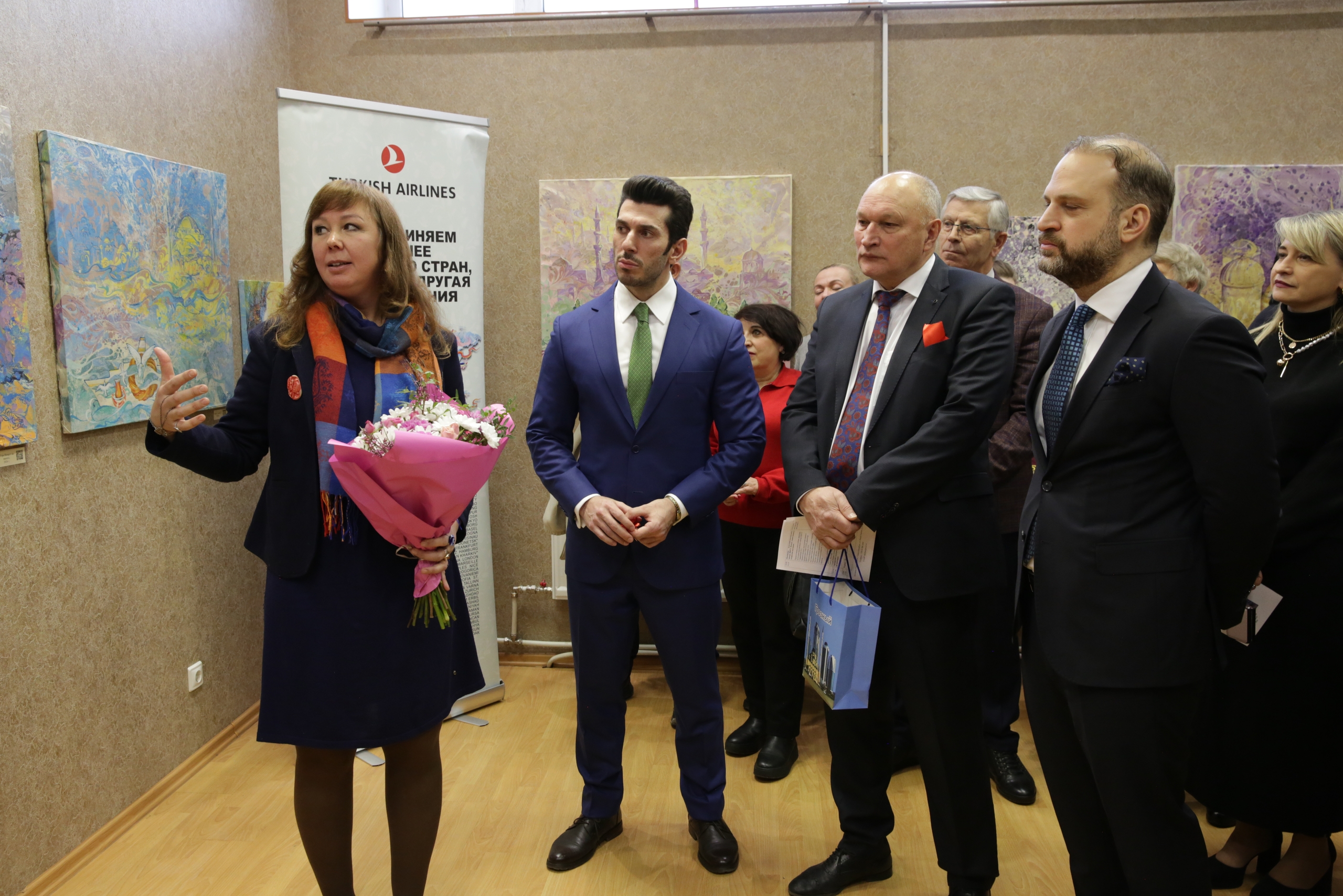 «Турция глазами русского художника» — открытие выставки Айгуль Окутан в Санкт-Петербурге7