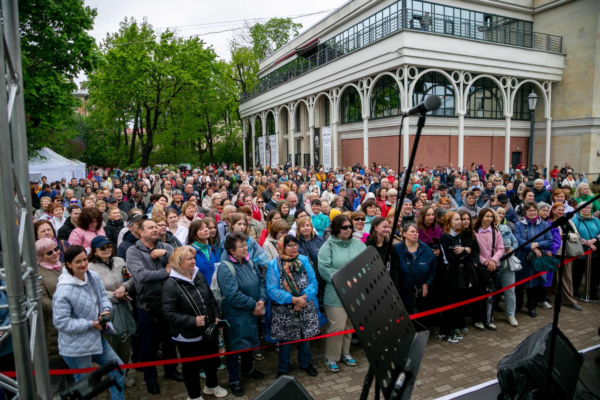 В январе Молодежный театр отпразднует сорокашестилетие и День артиста2