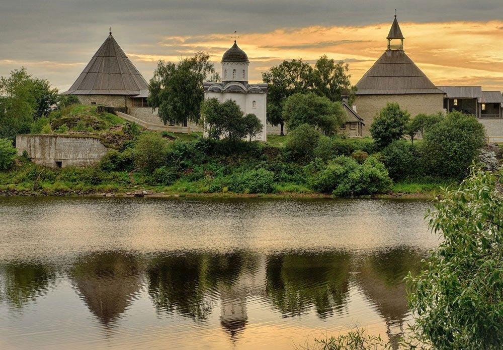https://volhovsmi.ru/top-novostej/v-staroladozhskoj-kreposti-prezentujut-novyj-marshrut?utm_medium=organic&utm_source=yandexsmartcamera