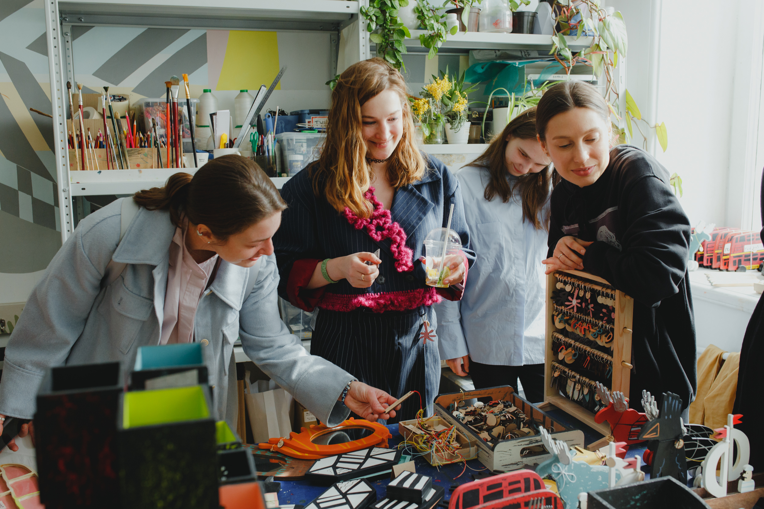 «Антон тут рядом» приглашает познакомиться с инклюзивными мастерскими изнутри2