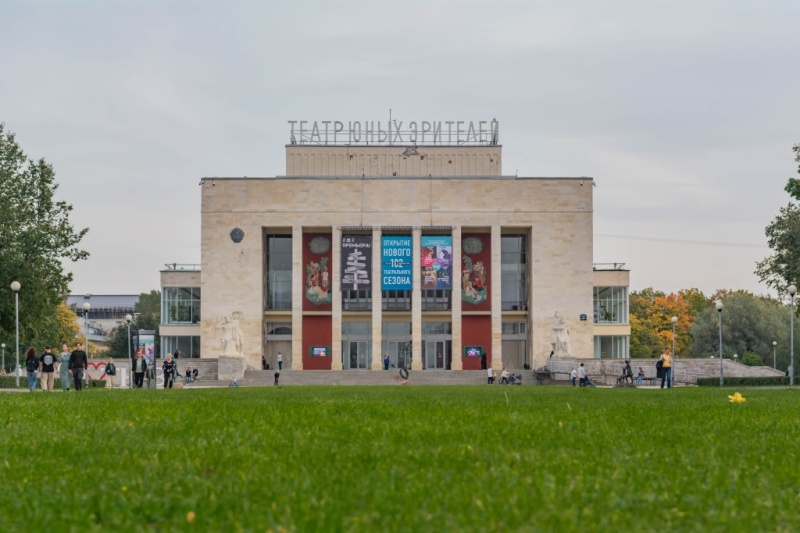 В ТЮЗ имени А.А. Брянцева обсудят роль театра в жизни семьи