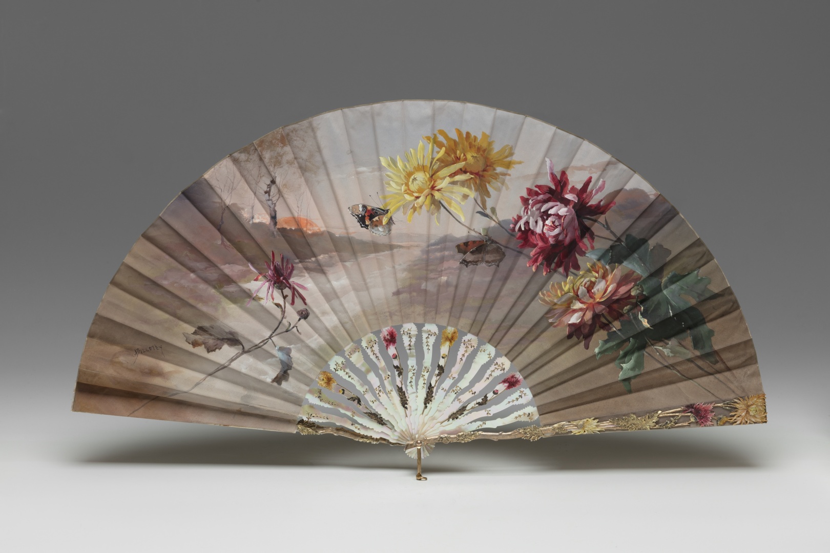 Эрмитаж анонсировал семь новых выставок