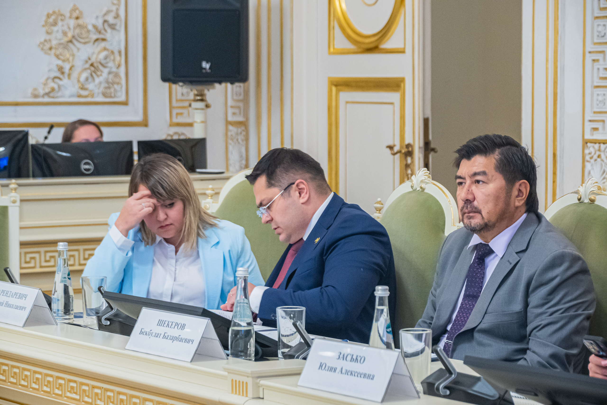 В Законодательном Собрании обсудили кинопроизводство в России и странах ближнего зарубежья18