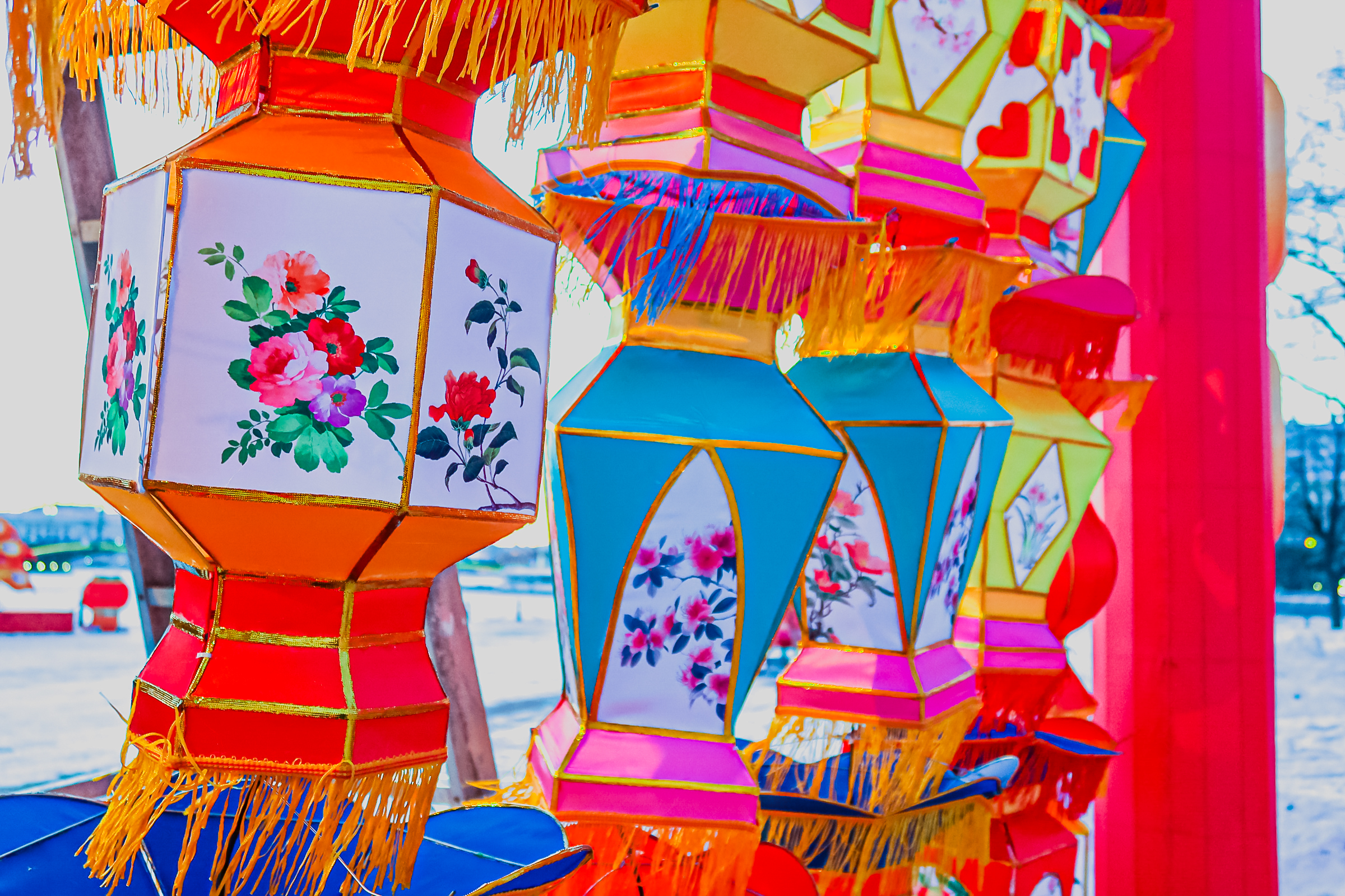 Драконы и фениксы из Цзыгуна поселились на Заячьем острове8