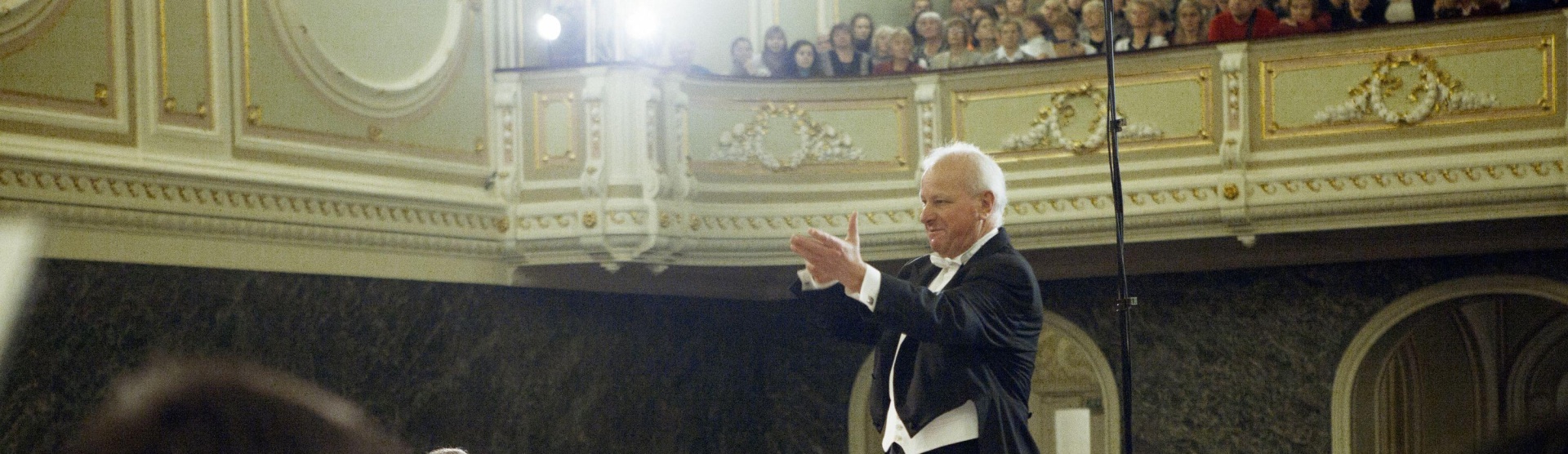 Обложка: Владислав Чернушенко отметит юбилей концертом в Капелле 