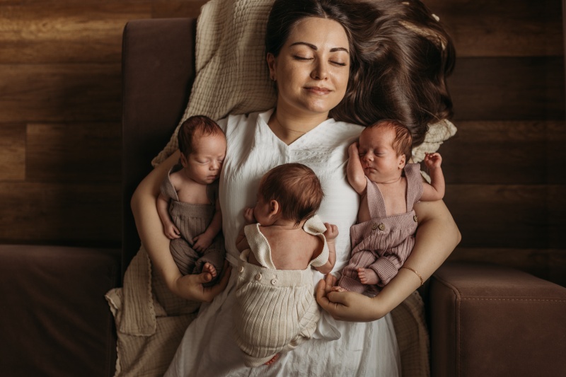 «Мой гений, мой ангел, мой друг» - выставка ко Дню матери