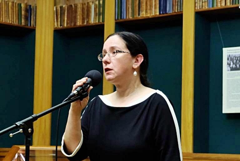 https://nlr.ru/nlr_visit/RA3347/Moya-Publichka-Nadezhda-Vedenyapina