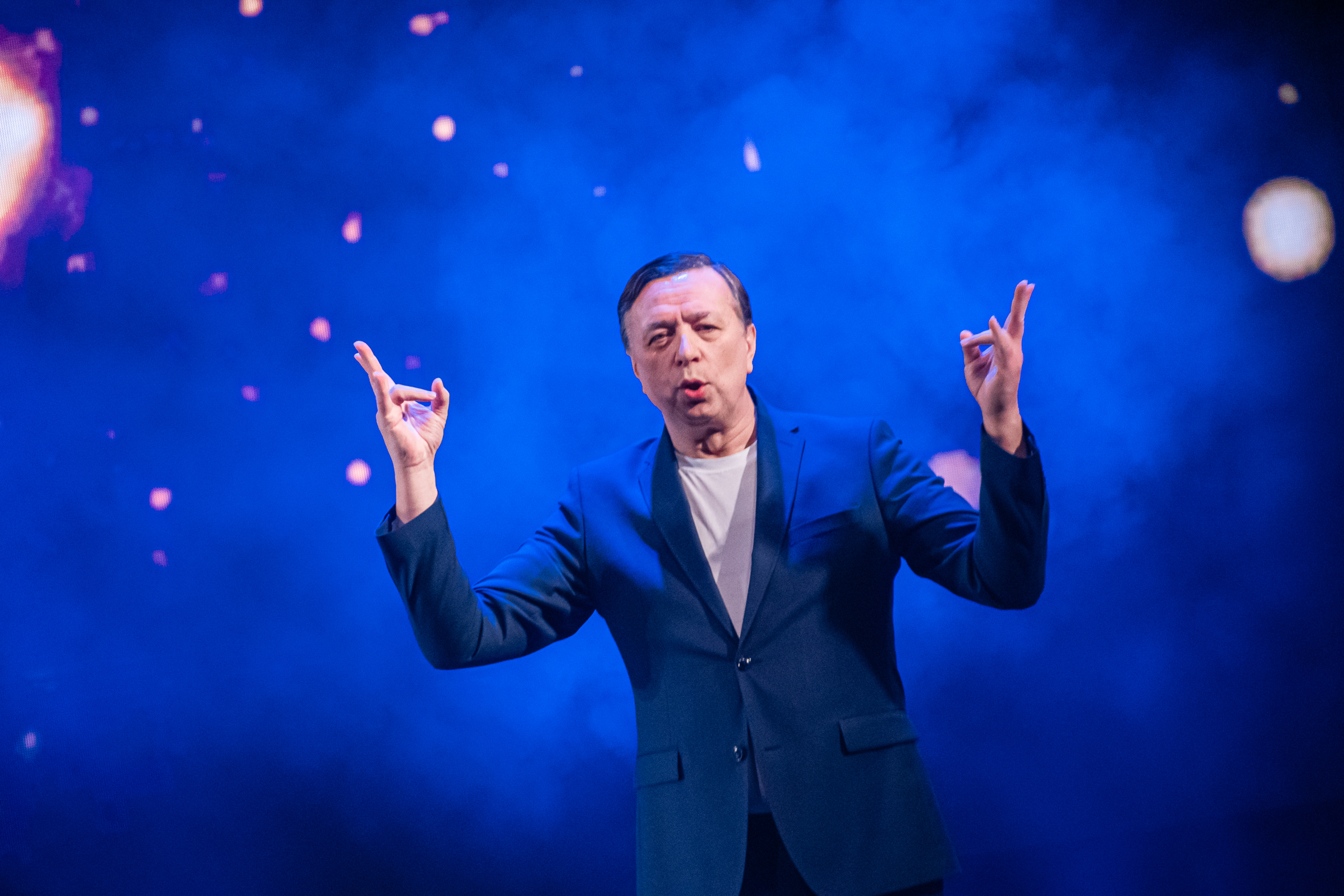 В БКЗ «Октябрьский» отметили 100-летие Всероссийского общества глухих28