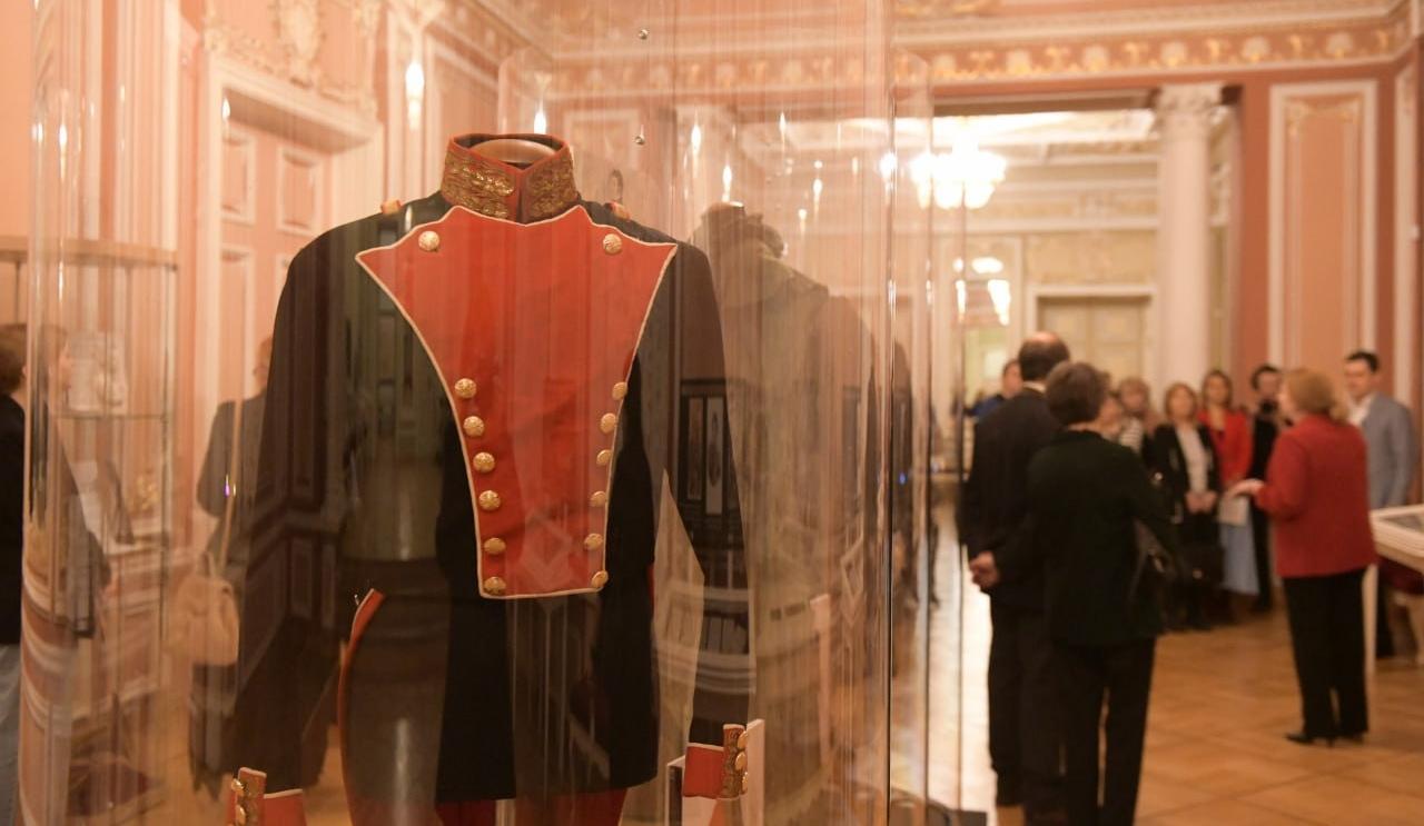 «Восстание» переносится: лекция Якова Гордина пройдёт в Малом зале Филармонии