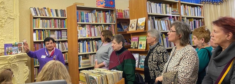 Фото заставки: Акция «Библионочь-2025» в Библиотеке Петроградского района Санкт-Петербурга. Источник: pr-cbs.ru/-/biblionoch-2025. Правообладатель: pr-cbs.ru/-/biblionoch-2025.