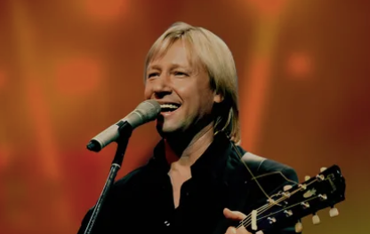 В ДК Ленсовета состоится вечер-концерт Дмитрия Харатьяна