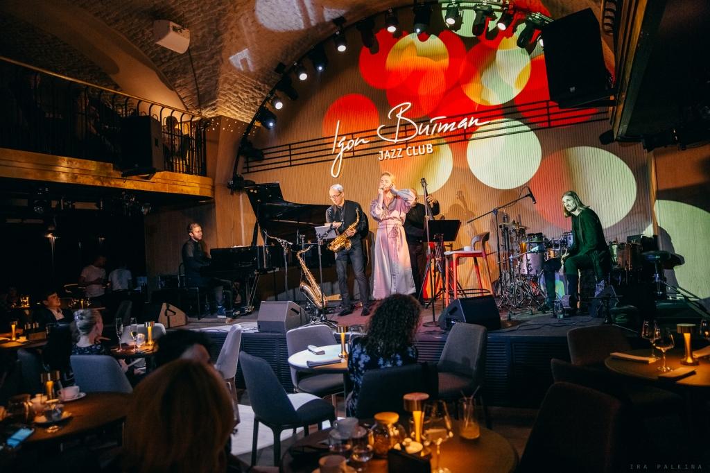 В Джаз-клубе Игоря Бутмана встретят Новый год в атмосфере живой музыки 3