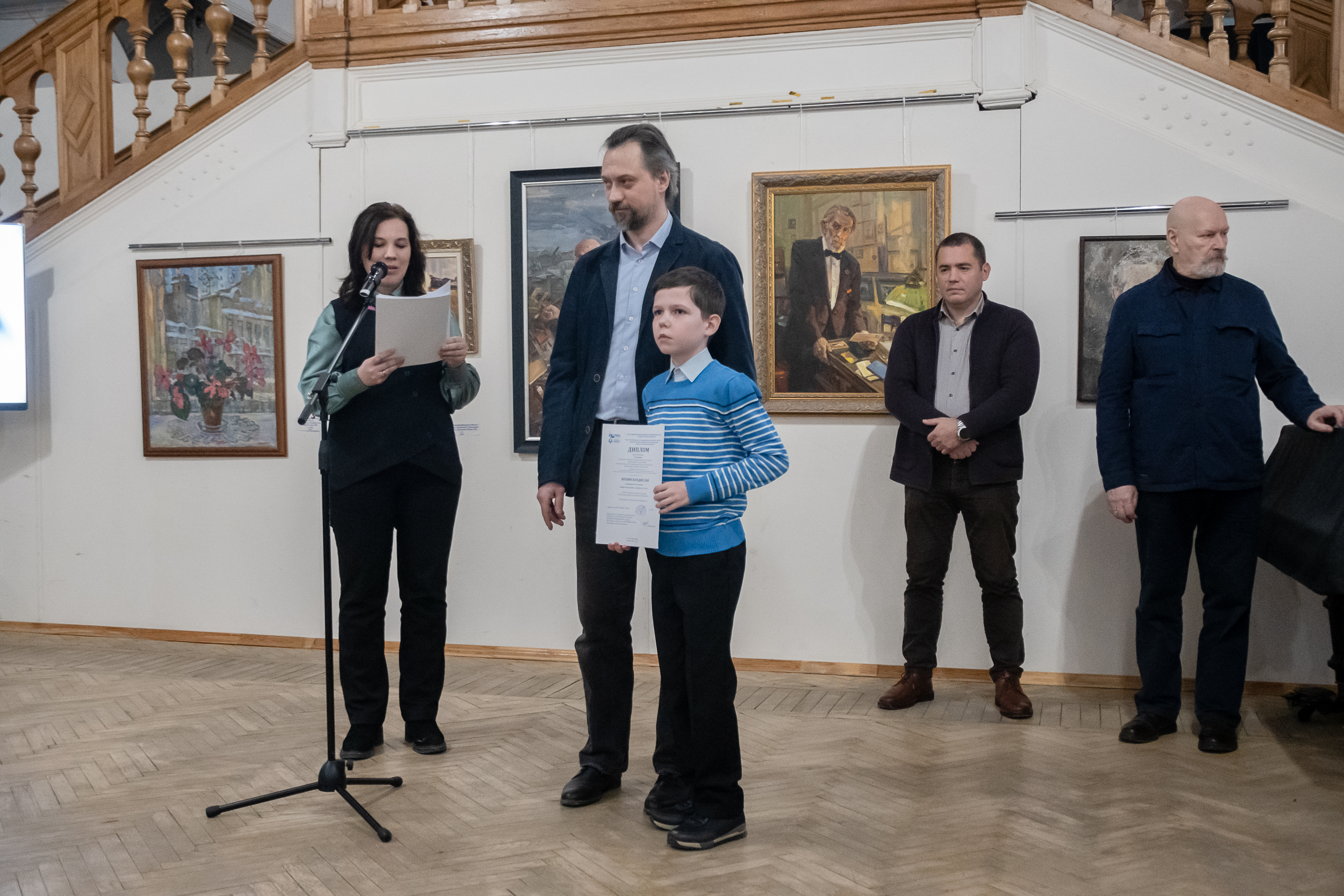 Юных победителей конкурса «Непокорённый Ленинград» наградили в Союзе художников9