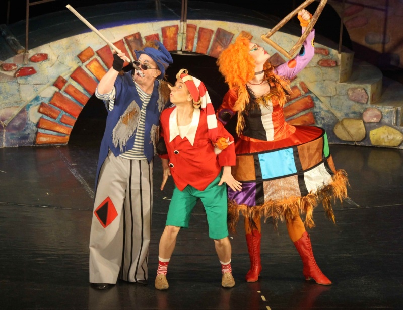 Театр «На Неве» ждет гостей в дни весенних каникул