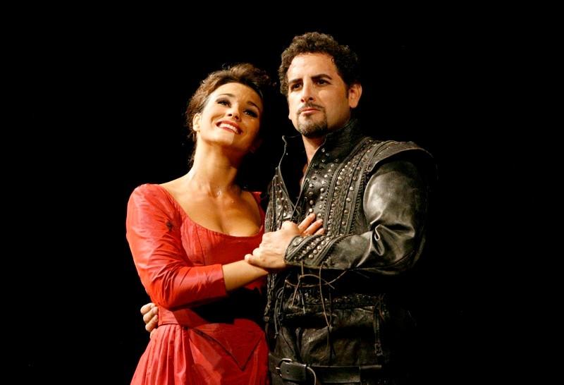 Фильм-опера «Матильда ди Шабран, или Красота и железное сердце» (Италия, 2012)