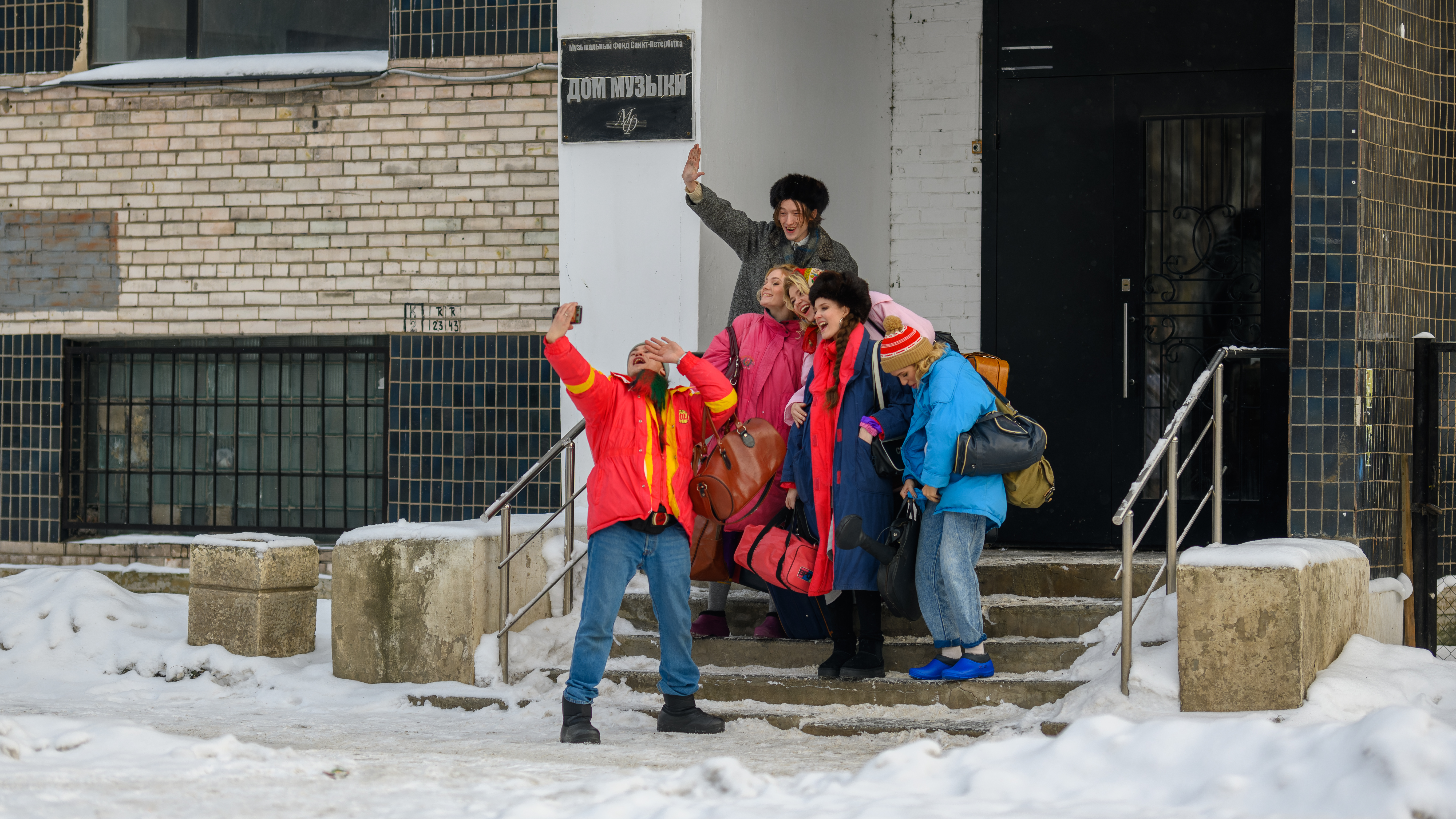 Начались съемки сериала про поп-группу «Комбинация» 1